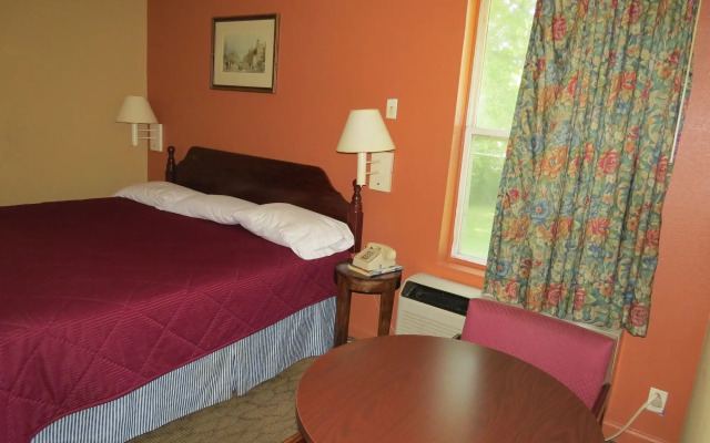 First Western Inn Caseyville