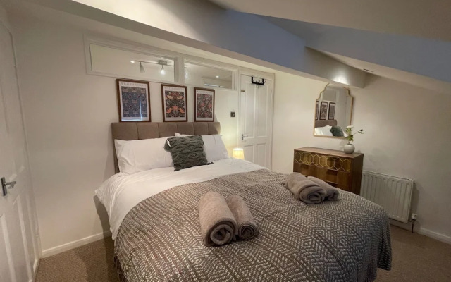 Familyfriendly - Sleeps6 - Privateparking - Garden