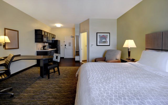 Candlewood Suites St. Clairsville by IHG