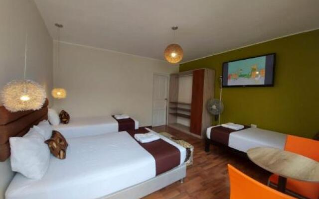 Hostal Atenea
