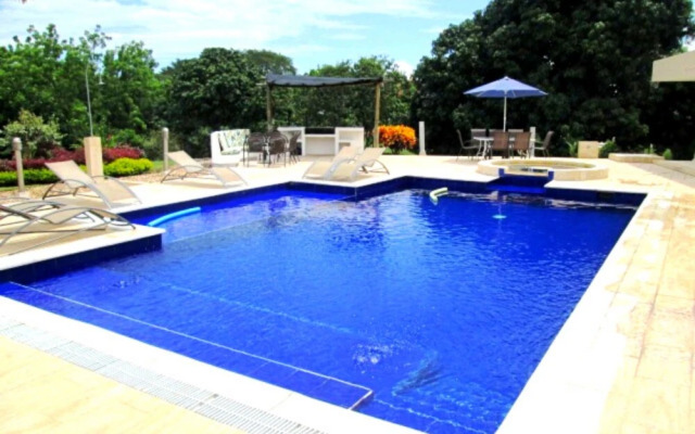 Casa Quinta con Piscina Privada Girardot