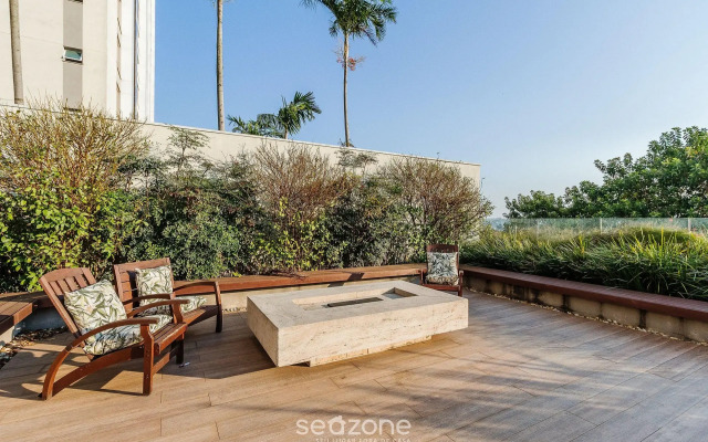 Loft de Luxo c/bela Vista no Petrópolis AHO1402