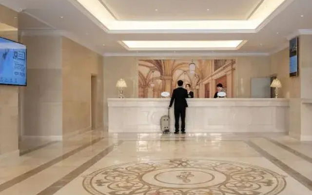 Vienna Hotel (Jinning Yongle)