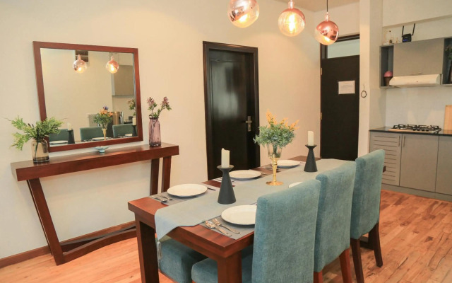 The Edge Luxury Apartment