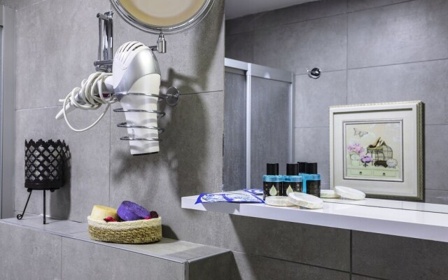 Astro Vefa Hotel