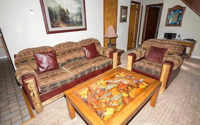 3542 Bobby Grey Circle By Redawning