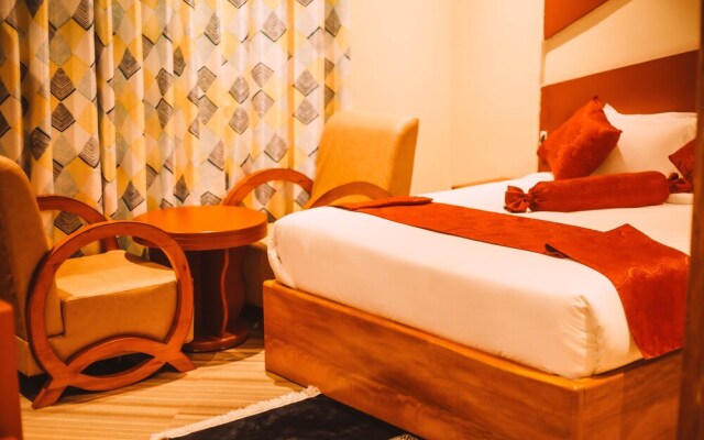 Gr Comfort Hotel