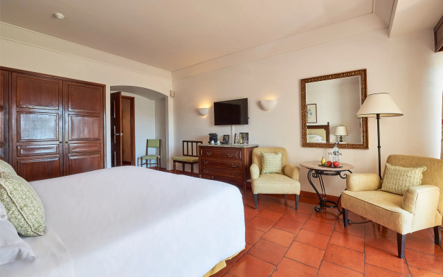 Dona Filipa Hotel