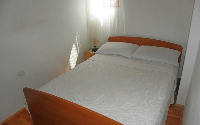 Apartment DaRi - 70m from Sea: A4 Sali, Island Dugi otok