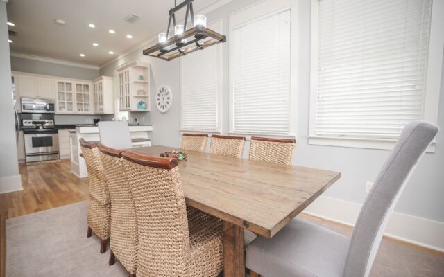 Frangista by Panhandle Getaways