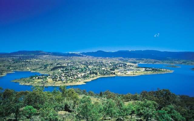Razorback 1 - Razorback Plaza Jindabyne