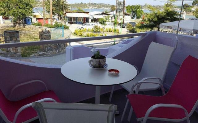 Ormos View Apartments