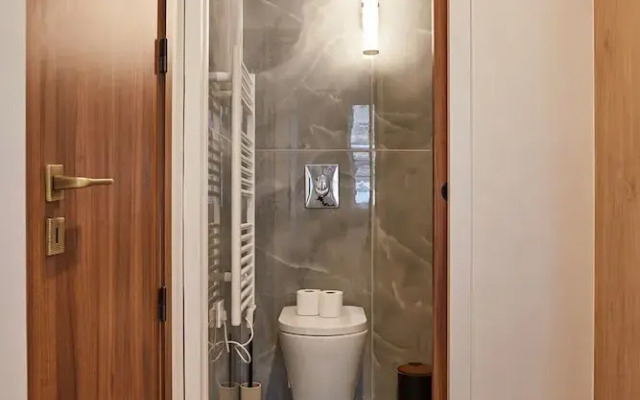 Apartment in the Center of Paris