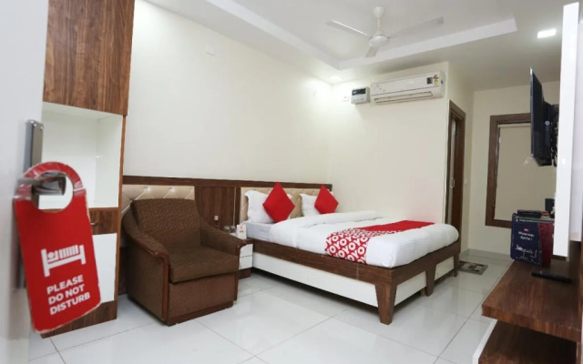 OYO 28571 Doodle's Crib Guest House