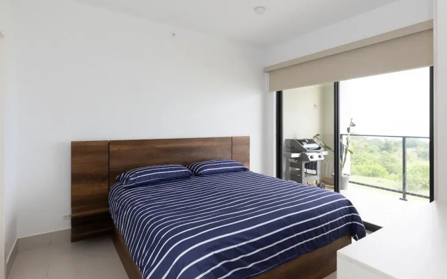 Ourfriends Condo by Acomodo