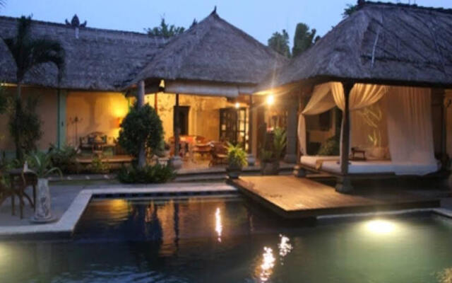 Villa Kubu Sanur