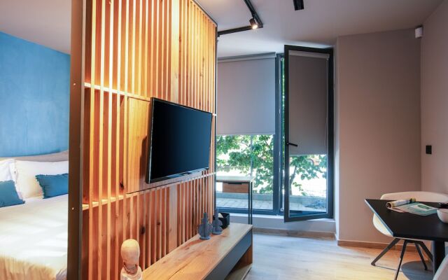 Souda Plaza Collection