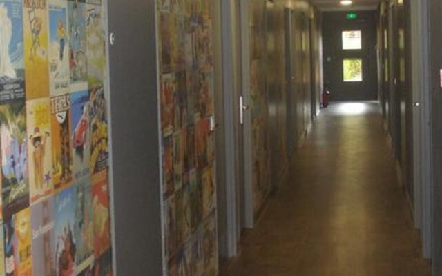 hotelF1 Igny Massy TGV