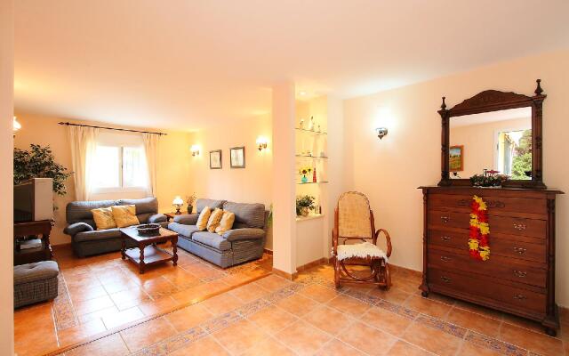 Pla Del Mar 02 - Three Bedroom