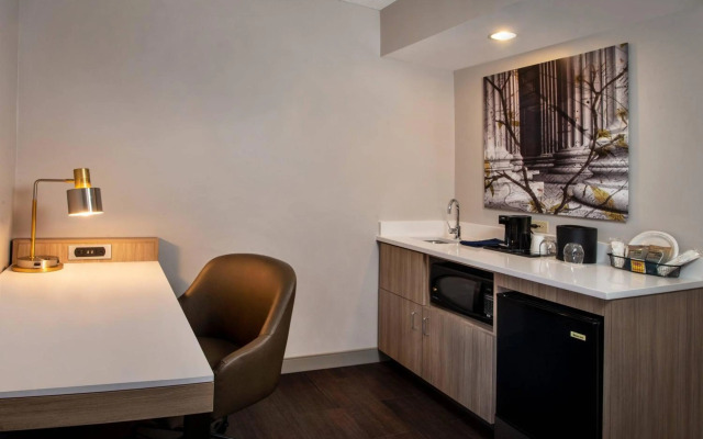 SpringHill Suites by Marriott Herndon Reston