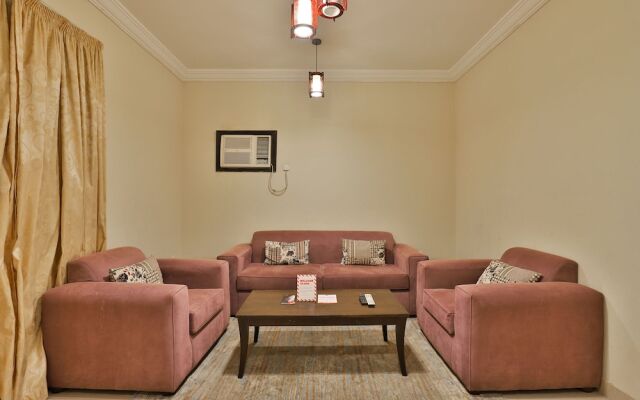 OYO 208 Roshan Hotel Suites Hera