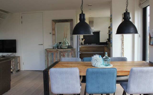 Duinroos Egmond nr 16