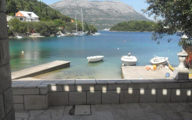 Apartments Villa Baric