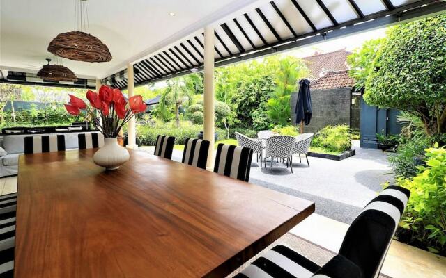 Villa Bloom 4 Bedroom