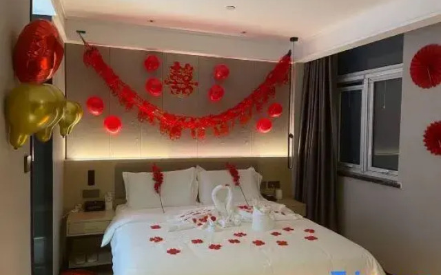 Vyluk Hotel