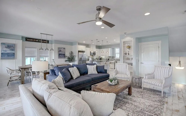 Coastal Hideaway 230 BE