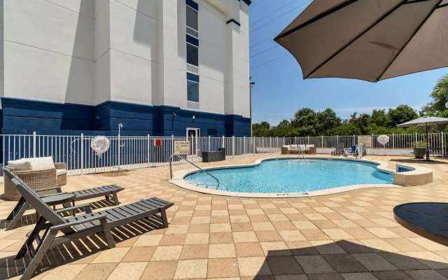 Hampton Inn & Suites Destin-Sandestin Area