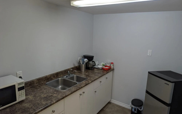 Gordie's Inn & Suites