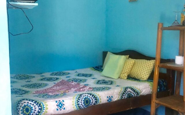 Ritzy's White Beach Resort & Restaurant
