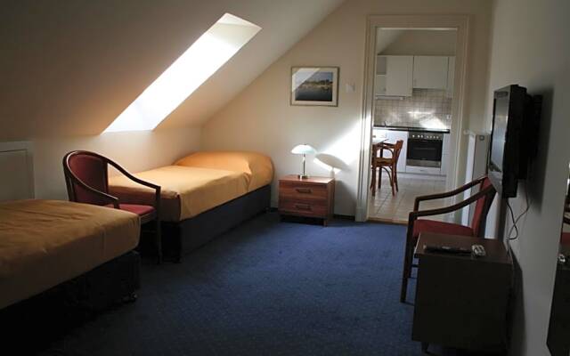 Főnix Hotel