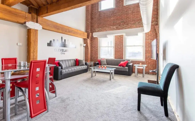 Two Levels Cleveland Luxury Condo