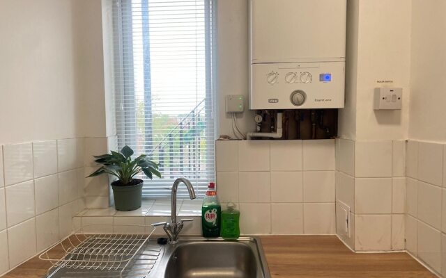 Stunning 2-bed Apartment in Twickenham