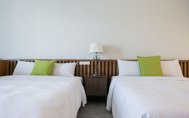 Palm Tree Hotel