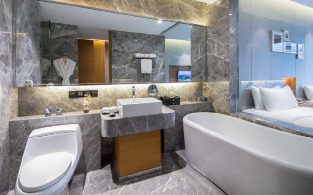 Xingchen Tianyuan Grand Hotel – Bathroom – Qiannan
