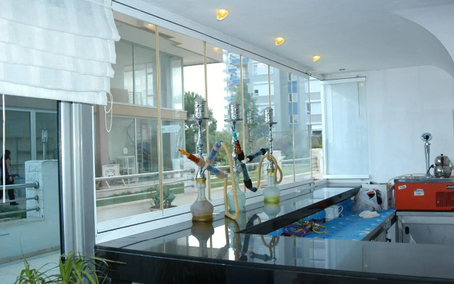 Pearly Hotel