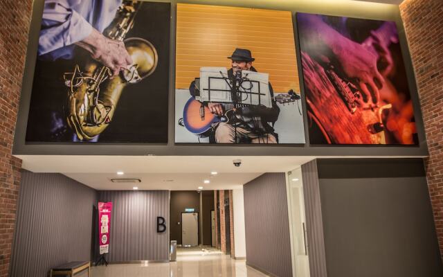 CitiZen Old Klang Road By Plush