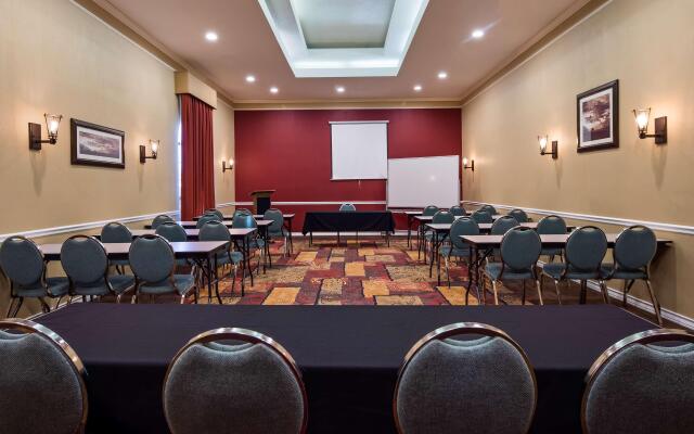 SureStay Plus by Best Western San Antonio Fiesta Inn