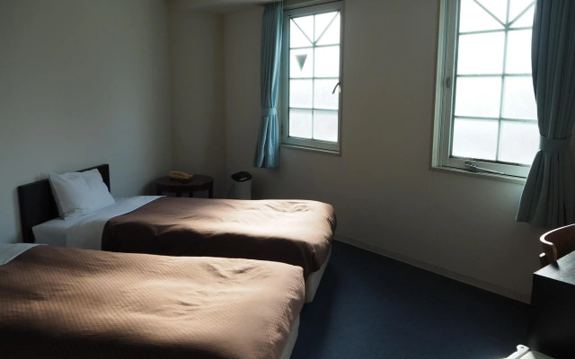 Grampus Inn Osaka Namba