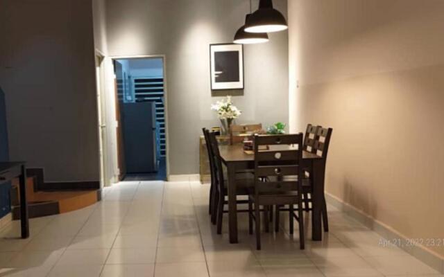 Rumah Habib (Muslim Only)
