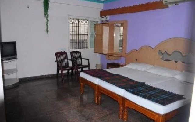 Sri Vijaya Residency A/C