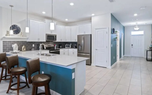1565 Maidstone ct
