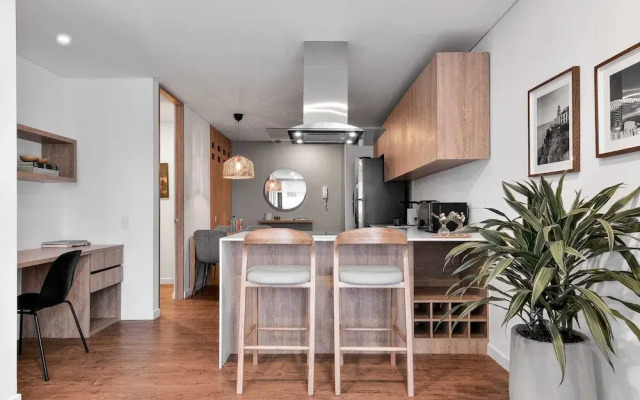 w Prestigious 1BR w Balcony in Usaquen