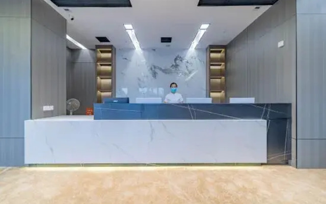 Donghui Yunju Hotel (Yichang Yiling Wanda Plaza)