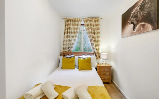 Spacious 4-Bedroom 2-Bath Home in Bywood