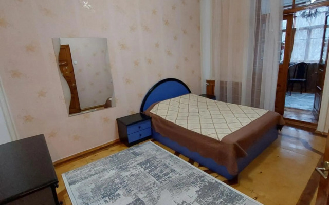 Квартира в центре города в парковой зоне