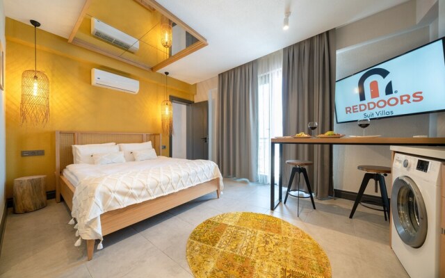 Reddoors Suites Sea View